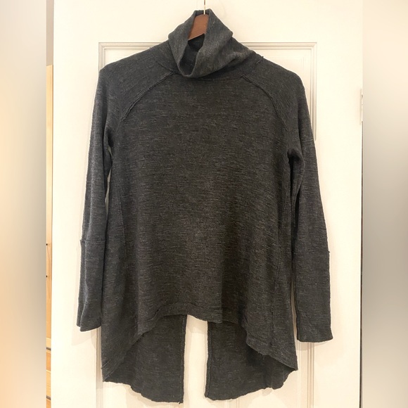Free People Open Back Grey Turtleneck Sweater in Women's Size XS. - Picture 2 of 3